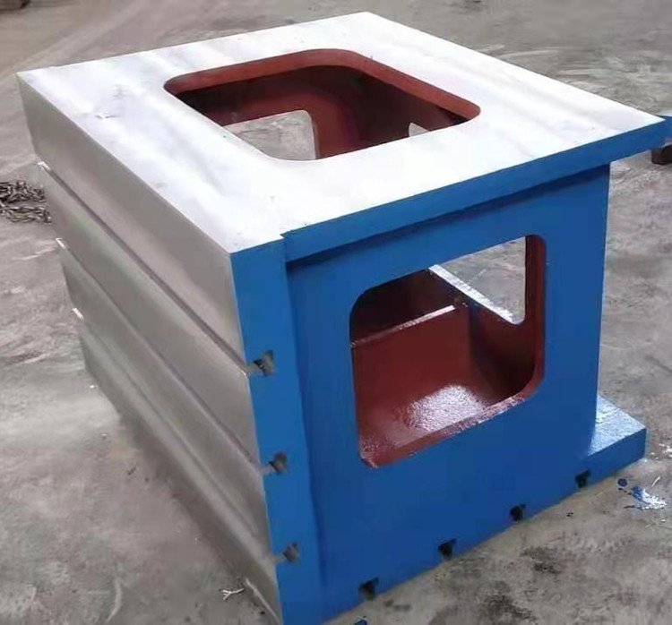 <strong>方箱工作臺</strong>